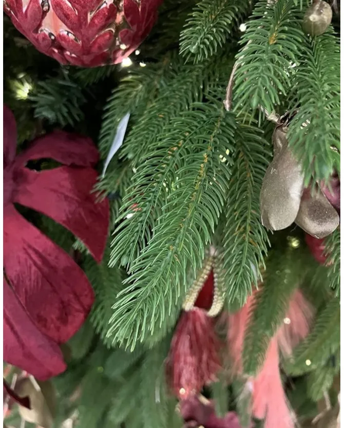 Albero Di Natale Oscar 210 Cm 90% Pe Real Touch |